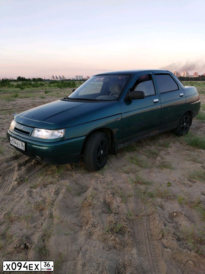 Фото автомобиля LADA 2110 LADA, 1999 — госномер Х094ЕХ36. Цвет: СЕРЕБРИСТО-ЗЕЛЕНЫЙ