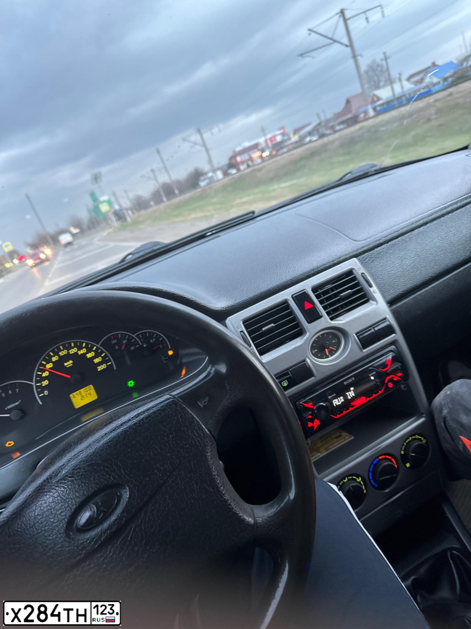 Фото автомобиля BYD F3, 2007 — госномер Х284ТН193. Цвет: Красный