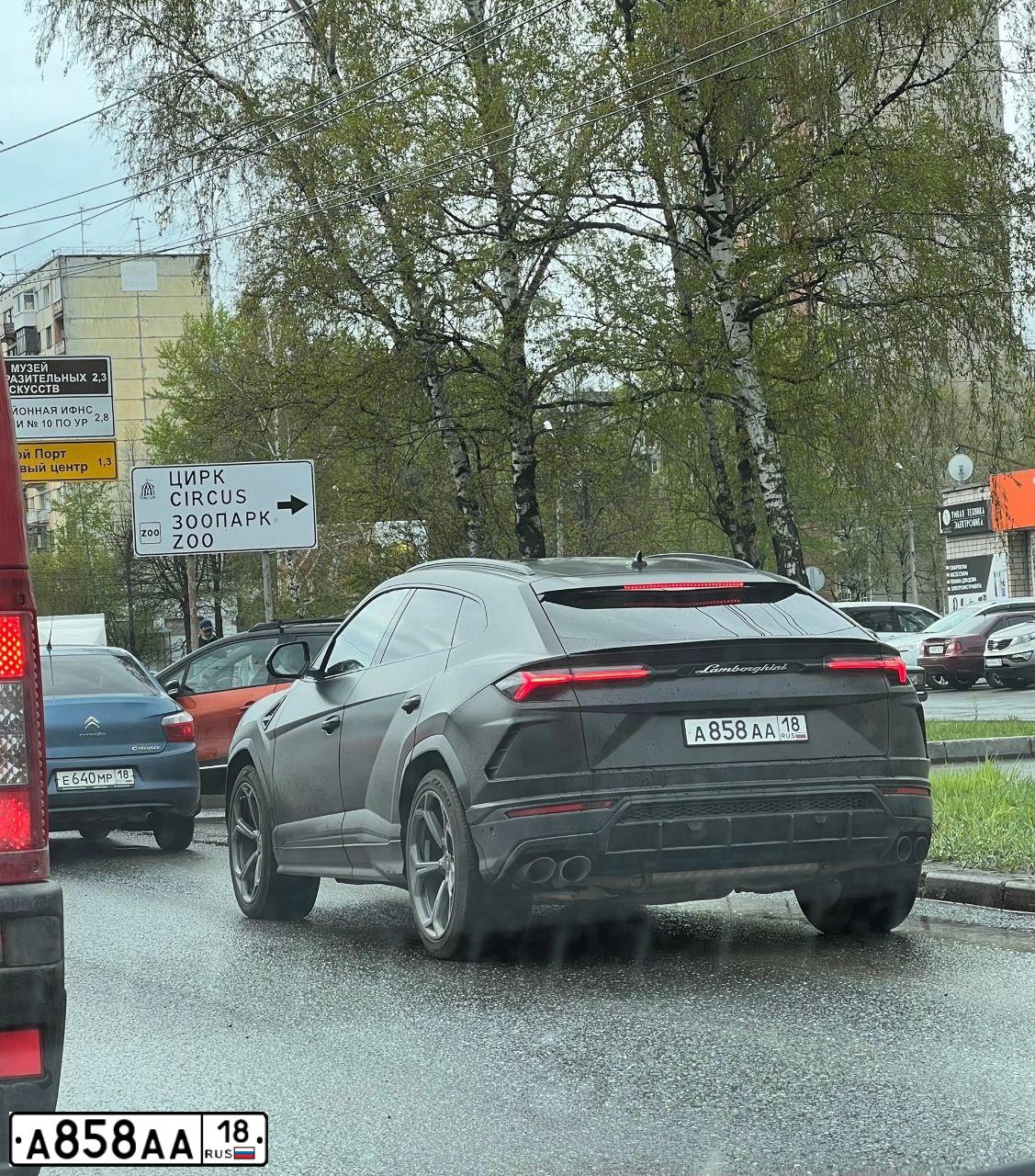 Фото автомобиля SKODA RAPID, 2017 — госномер А858АА18. Цвет: Белый