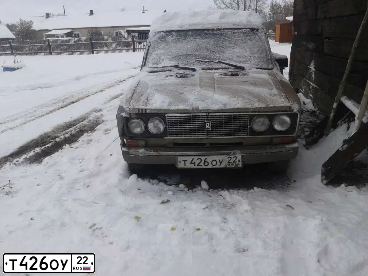 Фото автомобиля VAZ 2106 LADA, 1992 — госномер Т426ОУ22