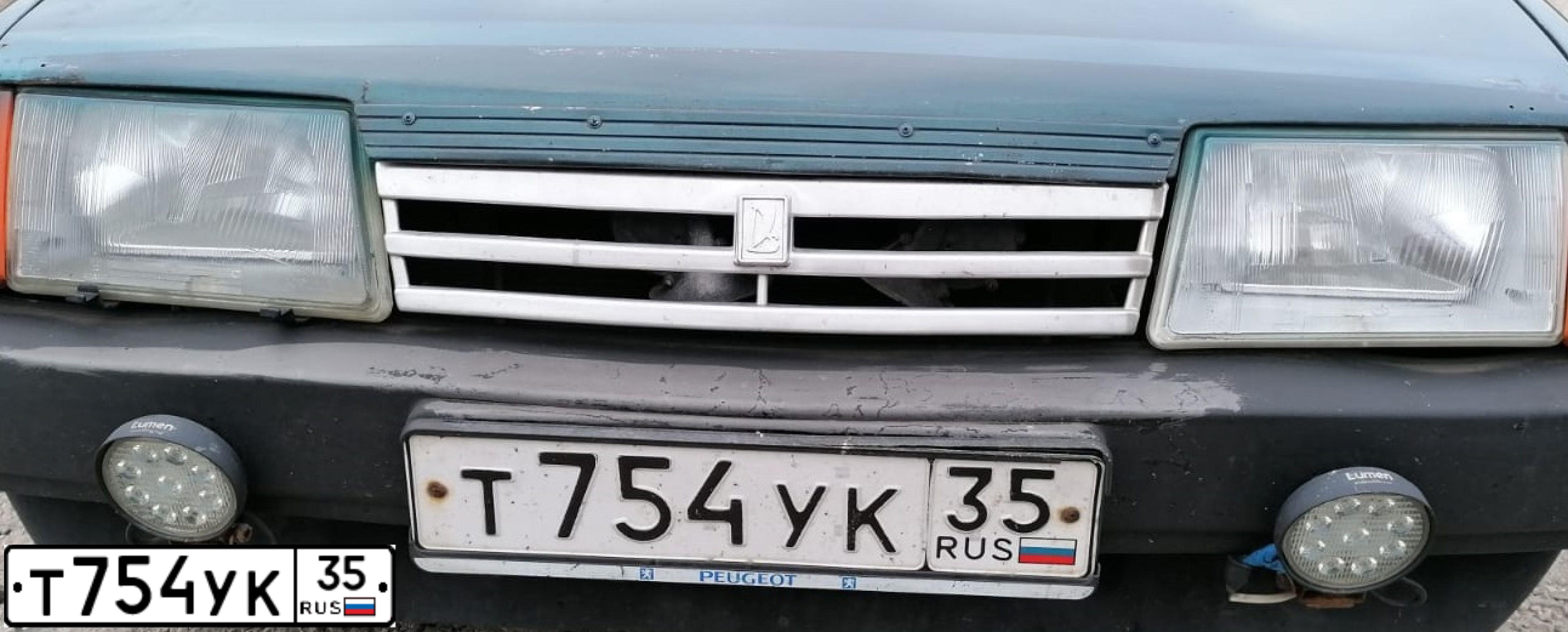 Фото автомобиля LADA 2109 SAMARA, 2000 — госномер Т754УК35. Цвет: ЗЕЛЕНЫЙ