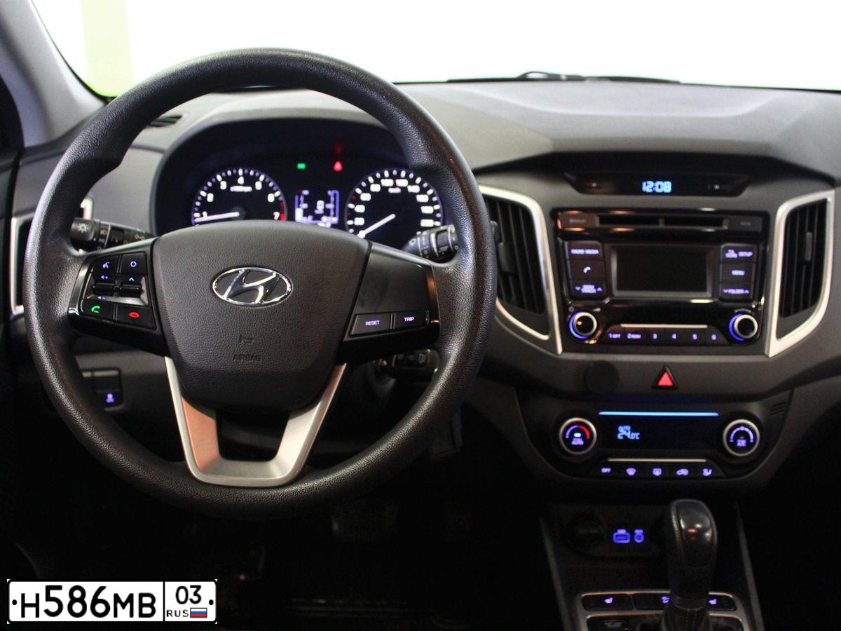 Фото автомобиля HYUNDAI CRETA, 2016 — госномер Е275СУ57. Цвет: Белый