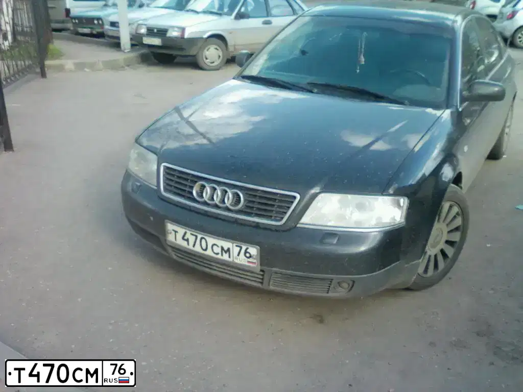 Фото автомобиля AUDI A6, 1999 — госномер Т470СМ76. Цвет: ЧЕРНЫЙ