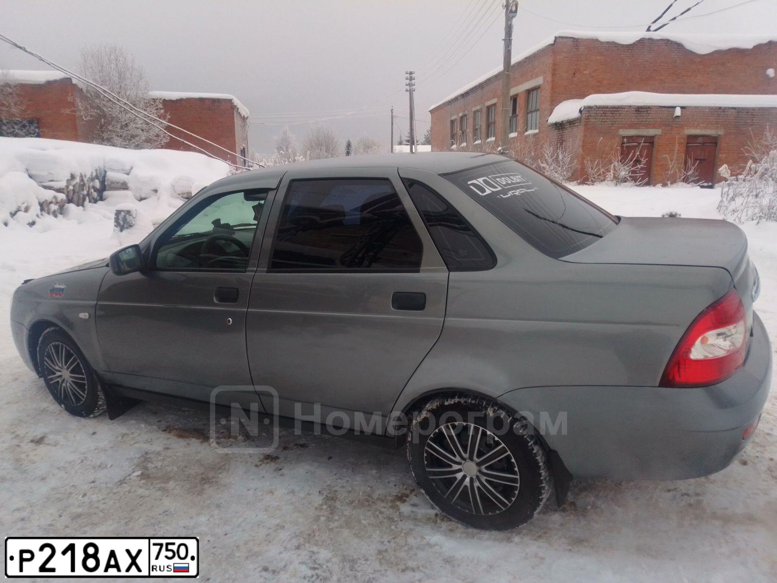 Фото автомобиля LADA 2170 PRIORA, 2010 — госномер Н106СВ48. Цвет: СРЕДНИЙ СЕРО-ЗЕЛЕН МЕТ.
