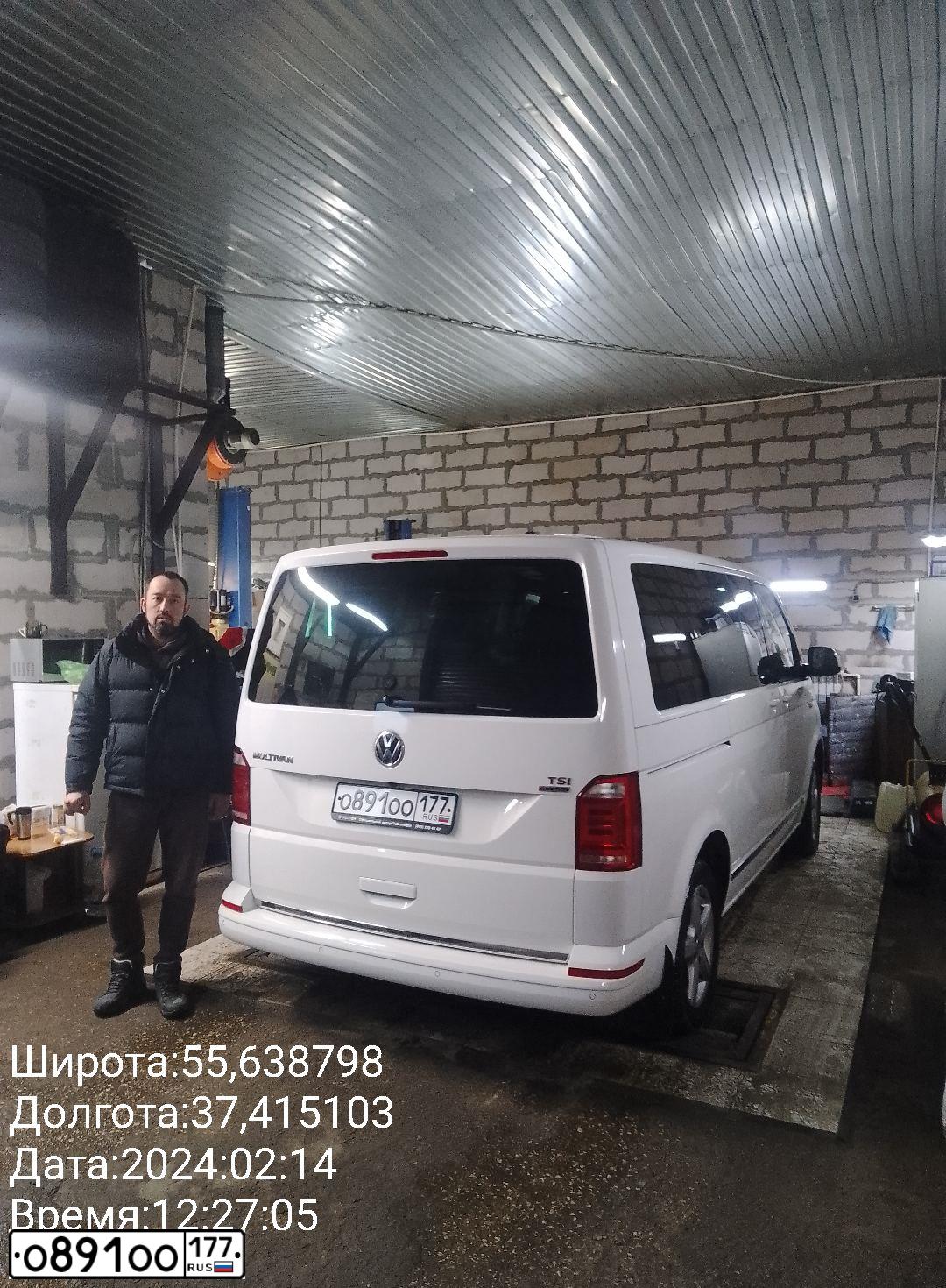 Фото автомобиля MERCEDES-BENZ C240, 2002 — госномер К114РТ136. Цвет: СЕРЫЙ