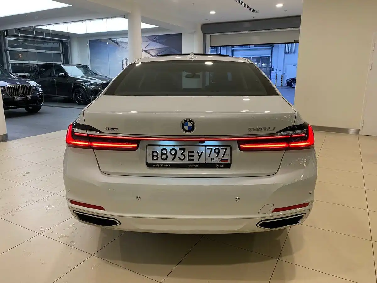 Фото автомобиля BMW 740LI, 2021 — госномер К748УА797