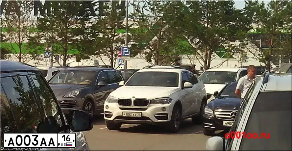 Фото автомобиля BMW X6, 2014 — госномер А003АА16. Цвет: БЕЛЫЙ