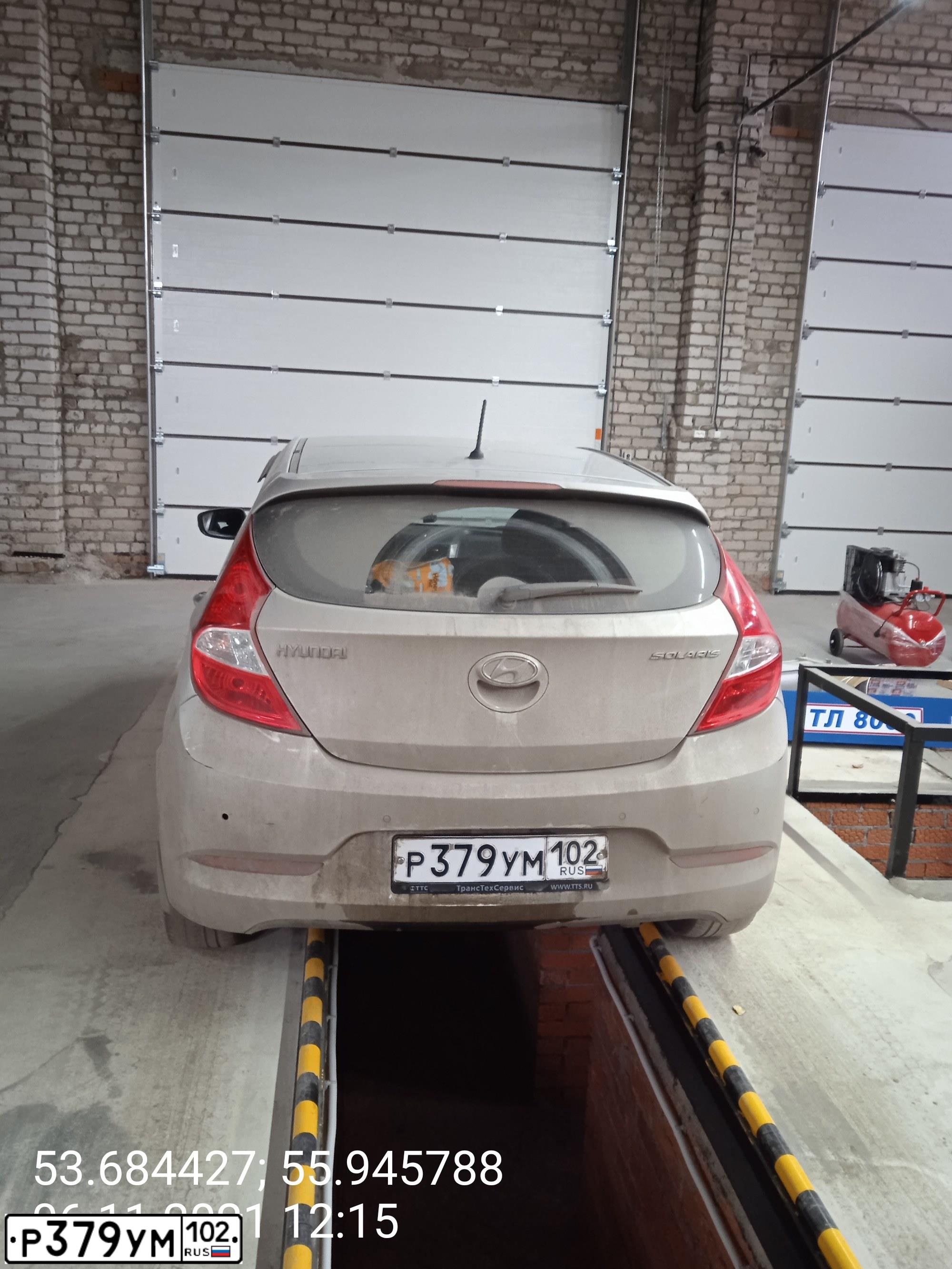 Фото автомобиля HYUNDAI SOLARIS, 2014 — госномер Р379УМ102. Цвет: СЕРЕБРИСТЫЙ