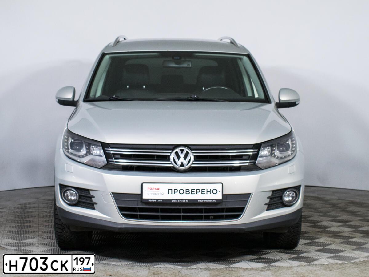 Фото автомобиля VOLKSWAGEN TIGUAN, 2012 — госномер Н703СК197. Цвет: БЕЖЕВЫЙ