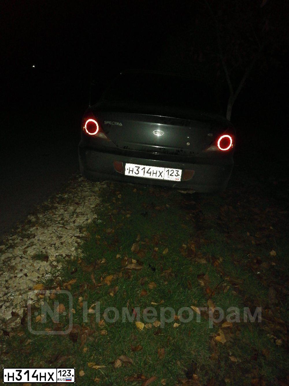 Фото автомобиля KIA SPECTRA, 2009 — госномер А953КА93. Цвет: ЧЕРНЫЙ ЖЕМЧУГ ЧЕРНЫЙ