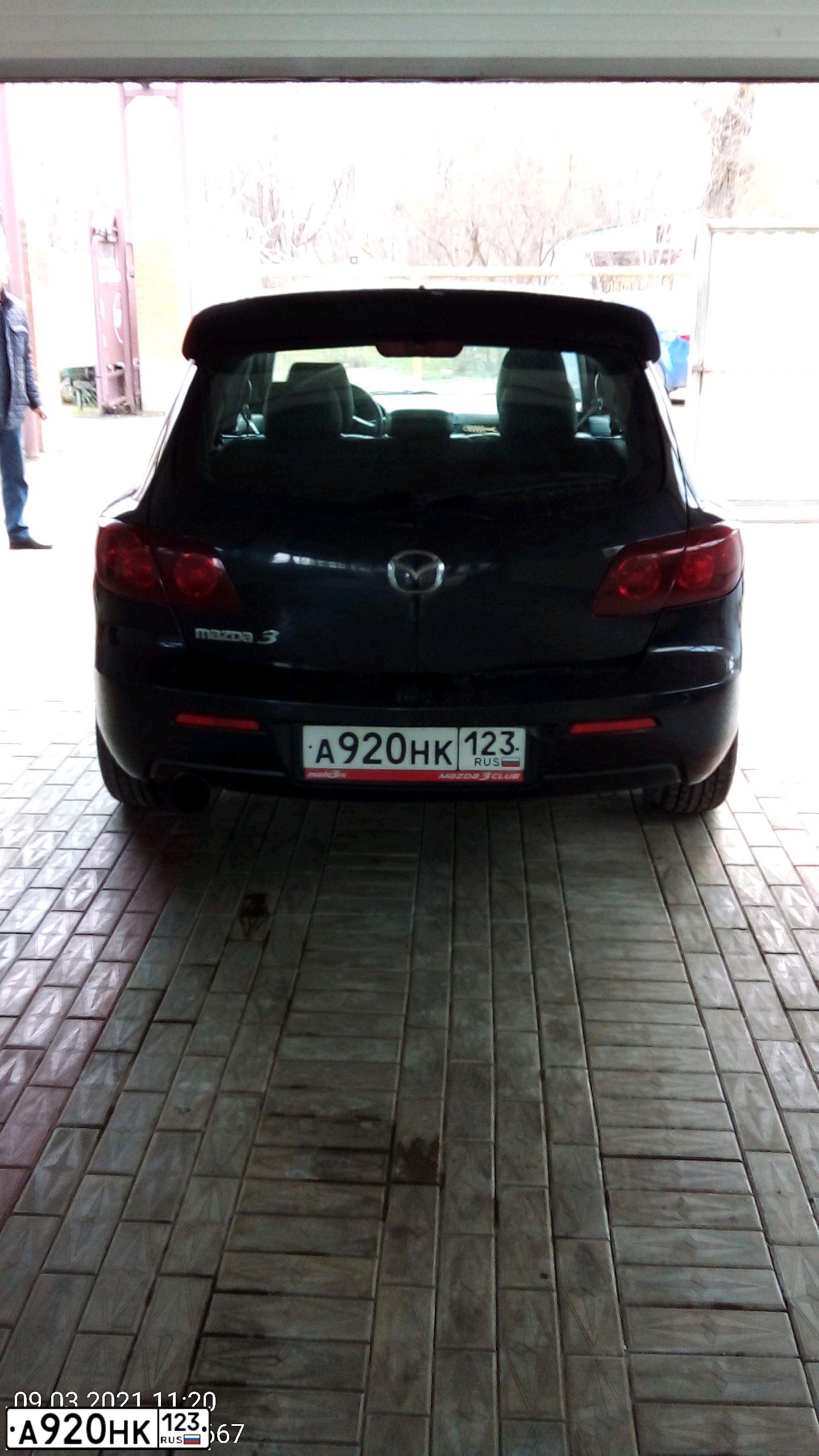 Фото автомобиля MAZDA 3, 2006 — госномер А920НК123. Цвет: ЧЕРНЫЙ