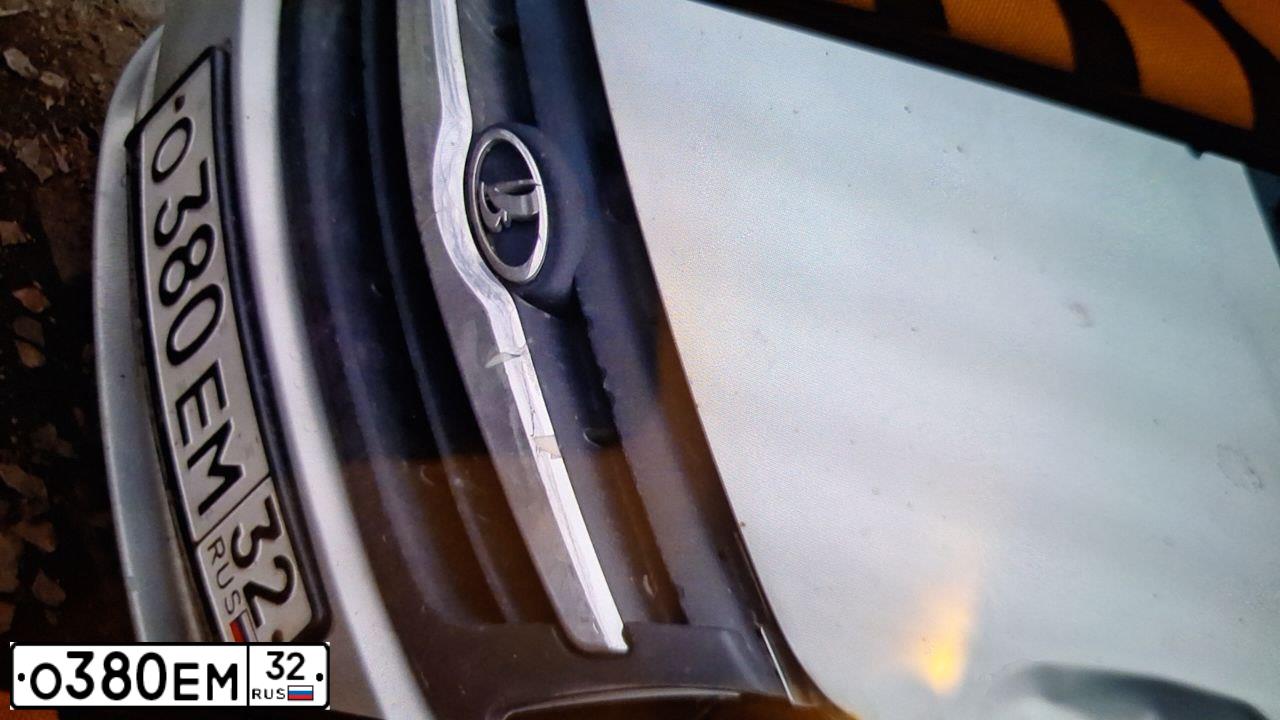 Фото автомобиля LADA 2190 GRANTA, 2013 — госномер О380ЕМ32