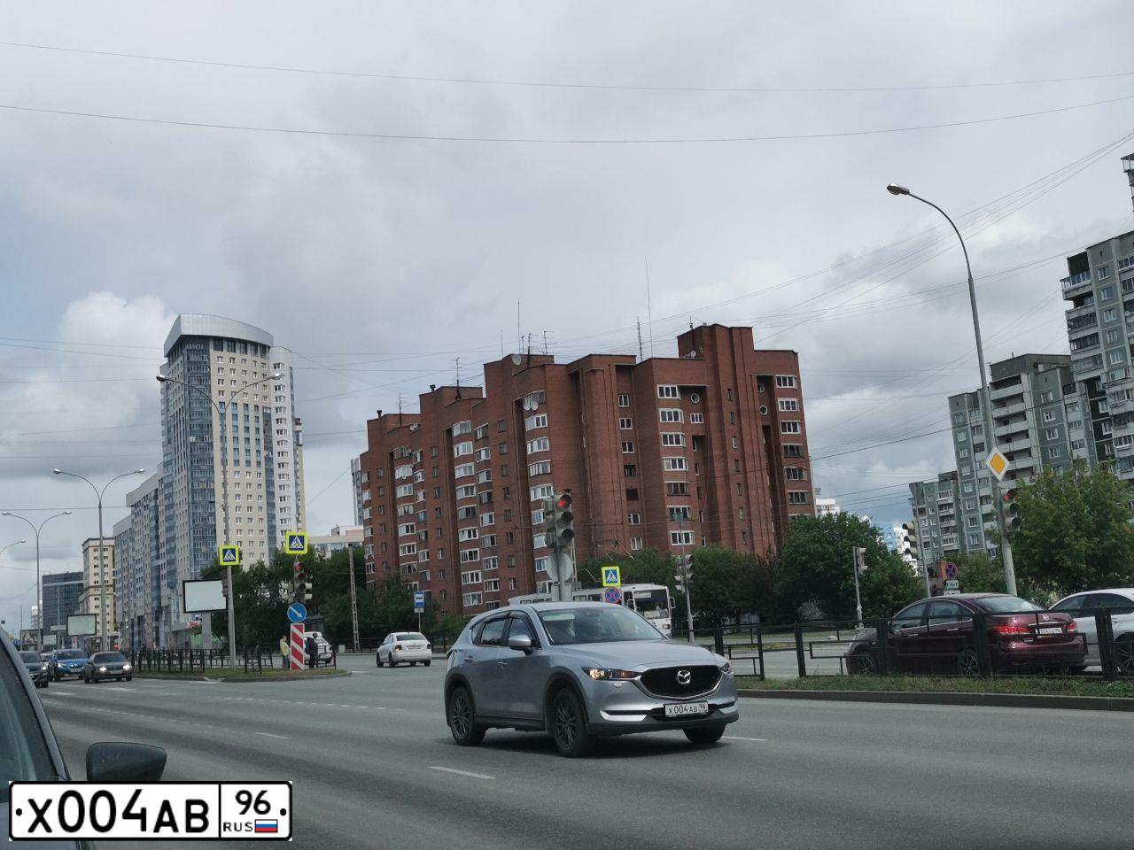 Фото автомобиля HYUNDAI SOLARIS, 2015 — госномер Т919МТ72. Цвет: ЧЕРНЫЙ