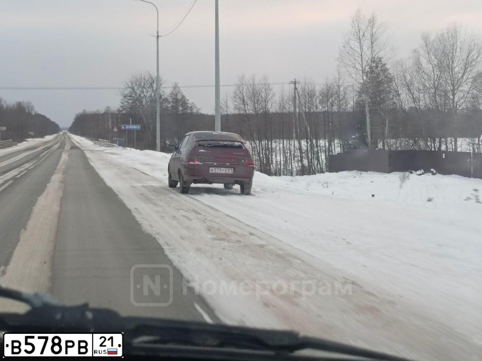 Фото автомобиля LADA 2112, 2005 — госномер О787ВО21. Цвет: ТЕМНО-МАЛИНОВЫЙ