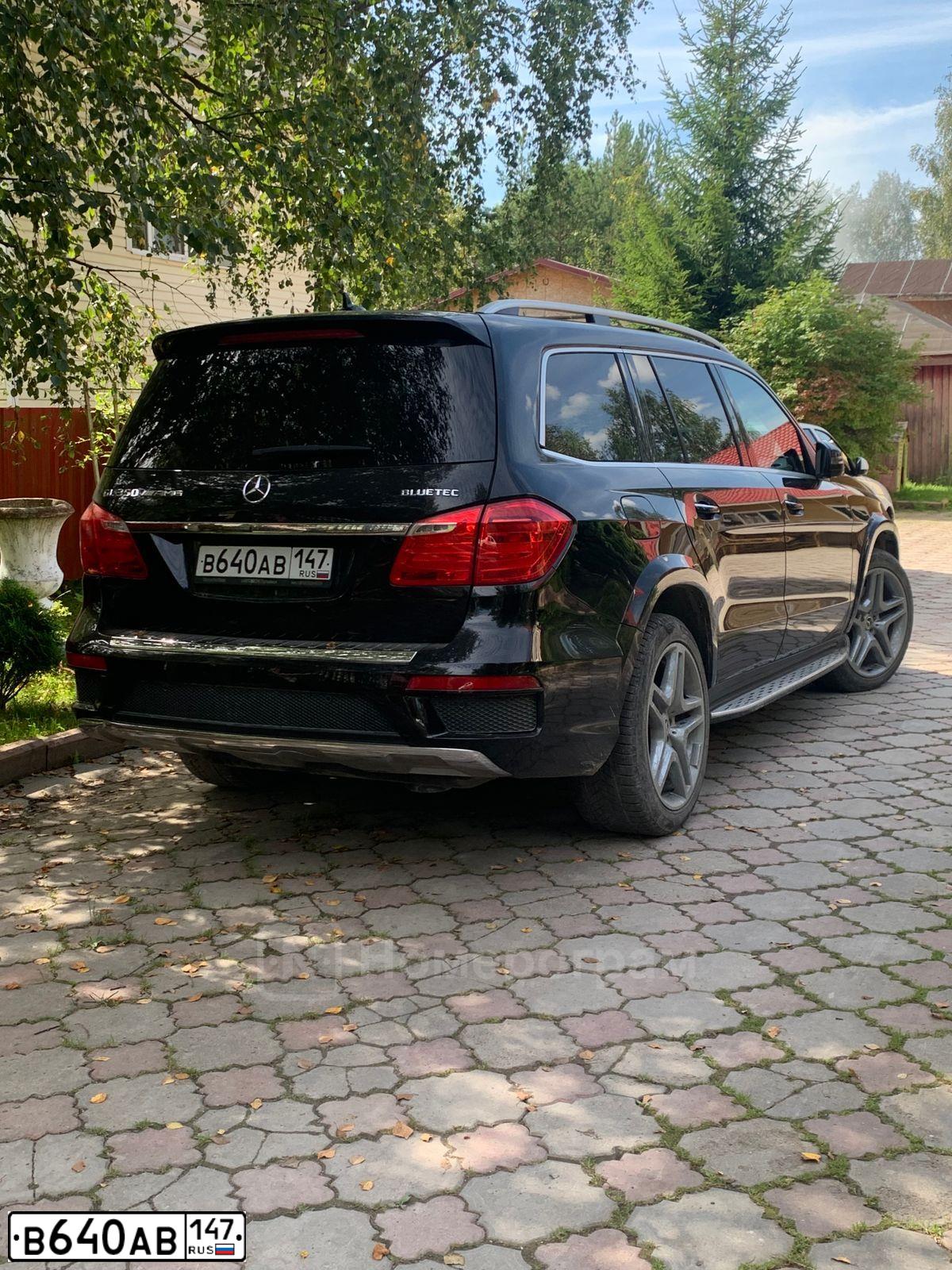 Фото автомобиля MERCEDES GL-KLASSE, 2013 — госномер В640АВ147. Цвет: ЧЕРНЫЙ