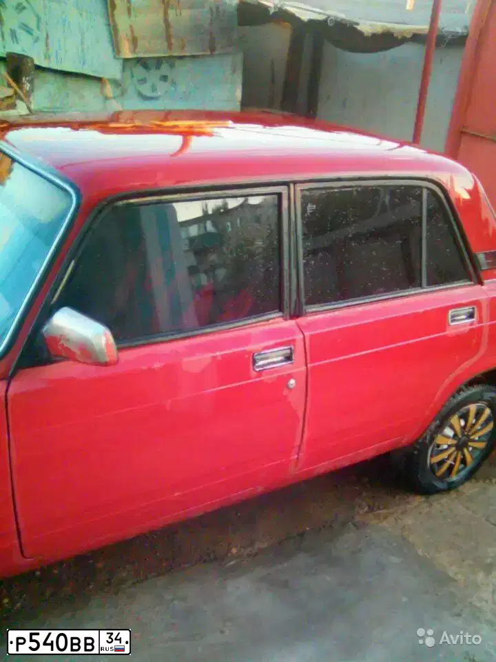 Фото автомобиля LADA 2105, 1999 — госномер Р540ВВ34. Цвет: ВИШНЕВЫЙ
