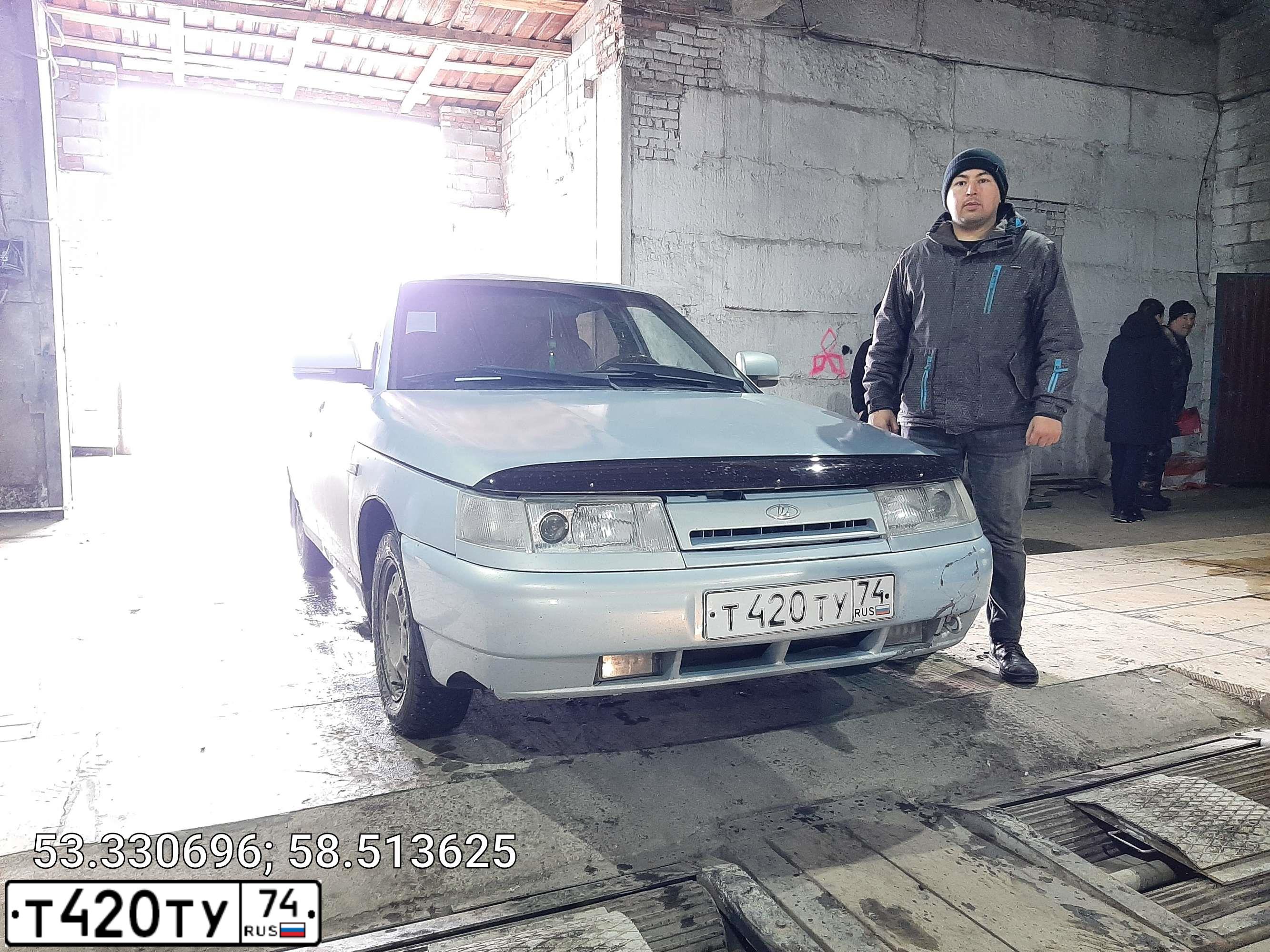 Фото автомобиля LADA 2110, 2005 — госномер Т420ТУ74. Цвет: СЕРЕБРИСТО-ЖЕЛТО-ГОЛУБОЙ