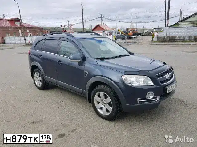 Фото автомобиля CHEVROLET CAPTIVA, 2008 — госномер К861МВ142. Цвет: ТЕМНО-СЕРЫЙ