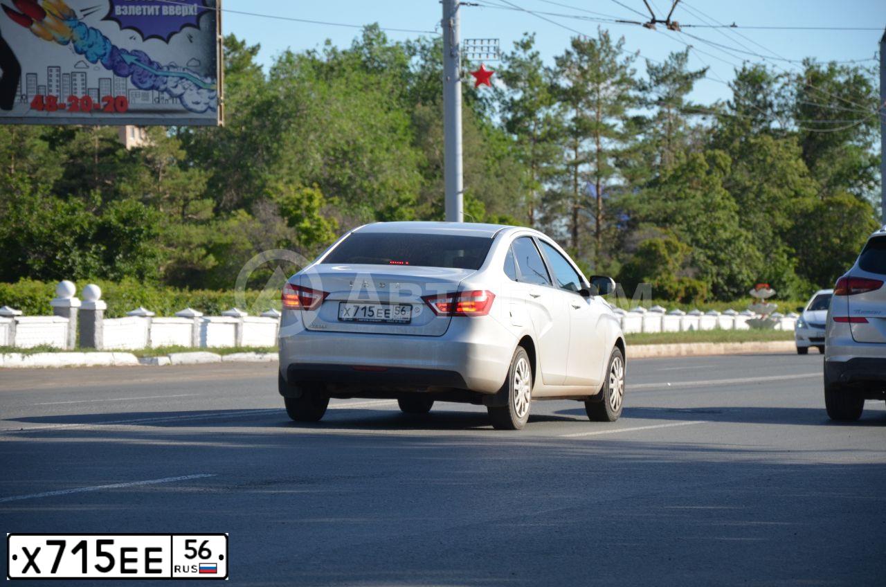 Фото автомобиля LADA VESTA, 2016 — госномер В705НУ156. Цвет: Серебристый
