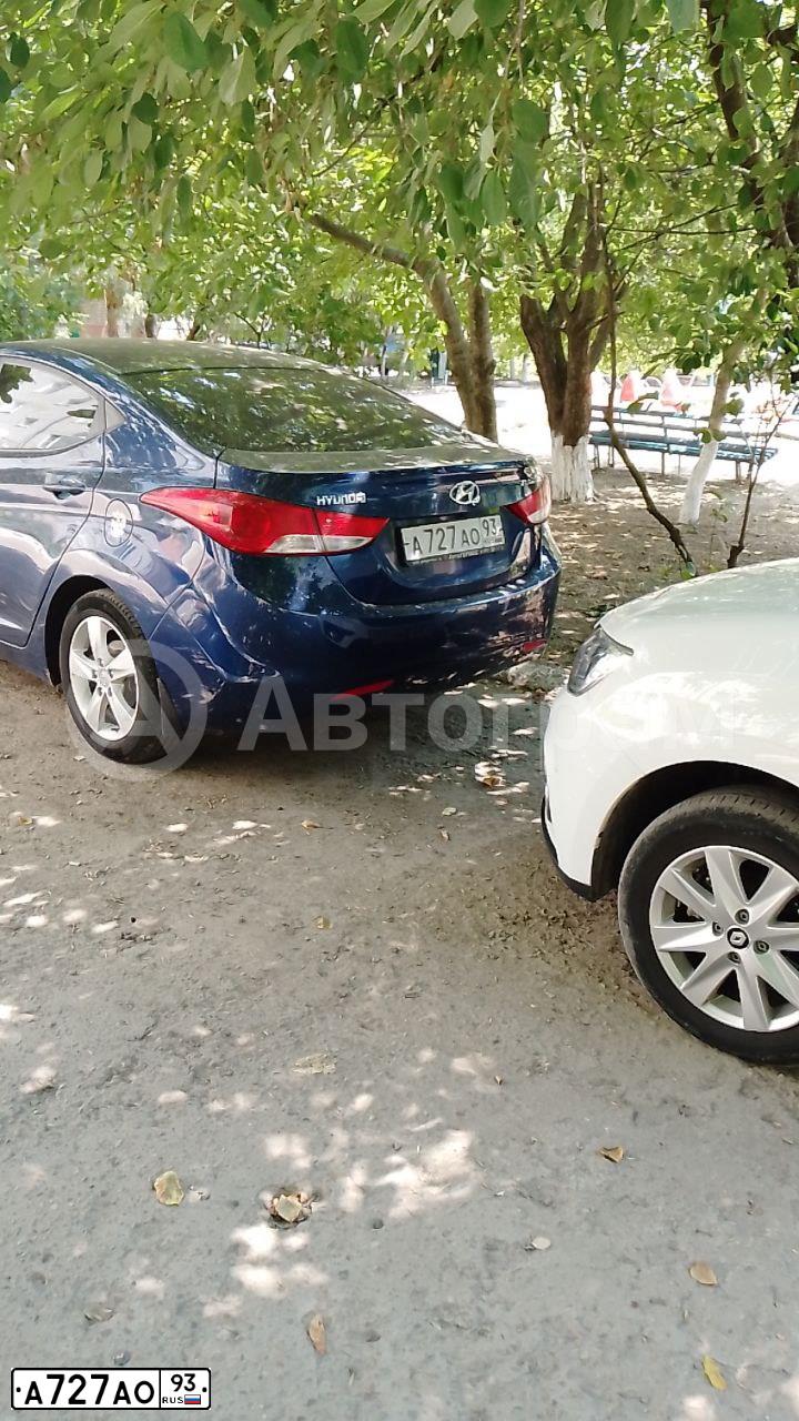 Фото автомобиля HYUNDAI ELANTRA, 2012 — госномер А727АО93. Цвет: синий