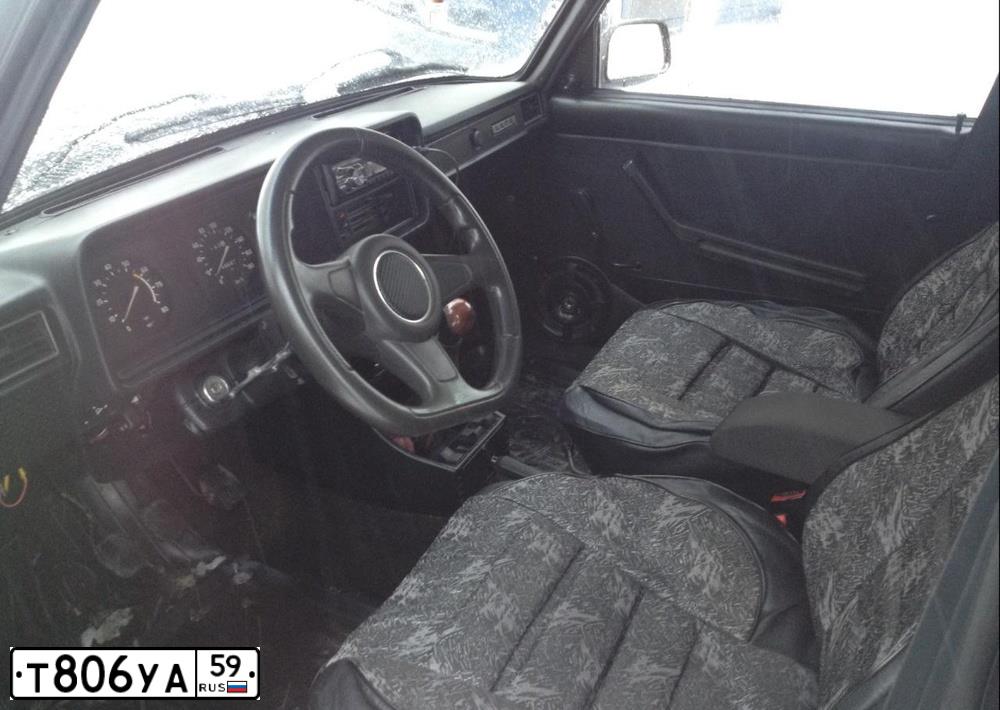 Фото автомобиля LADA 2107 LADA, 2005 — госномер Т806УА59. Цвет: ЧЕРНЫЙ