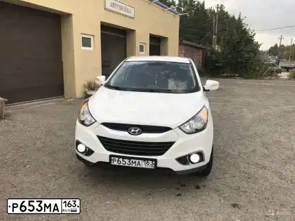 Фото автомобиля HYUNDAI IX35, 2011 — госномер Р653МА163. Цвет: БЕЛЫЙ