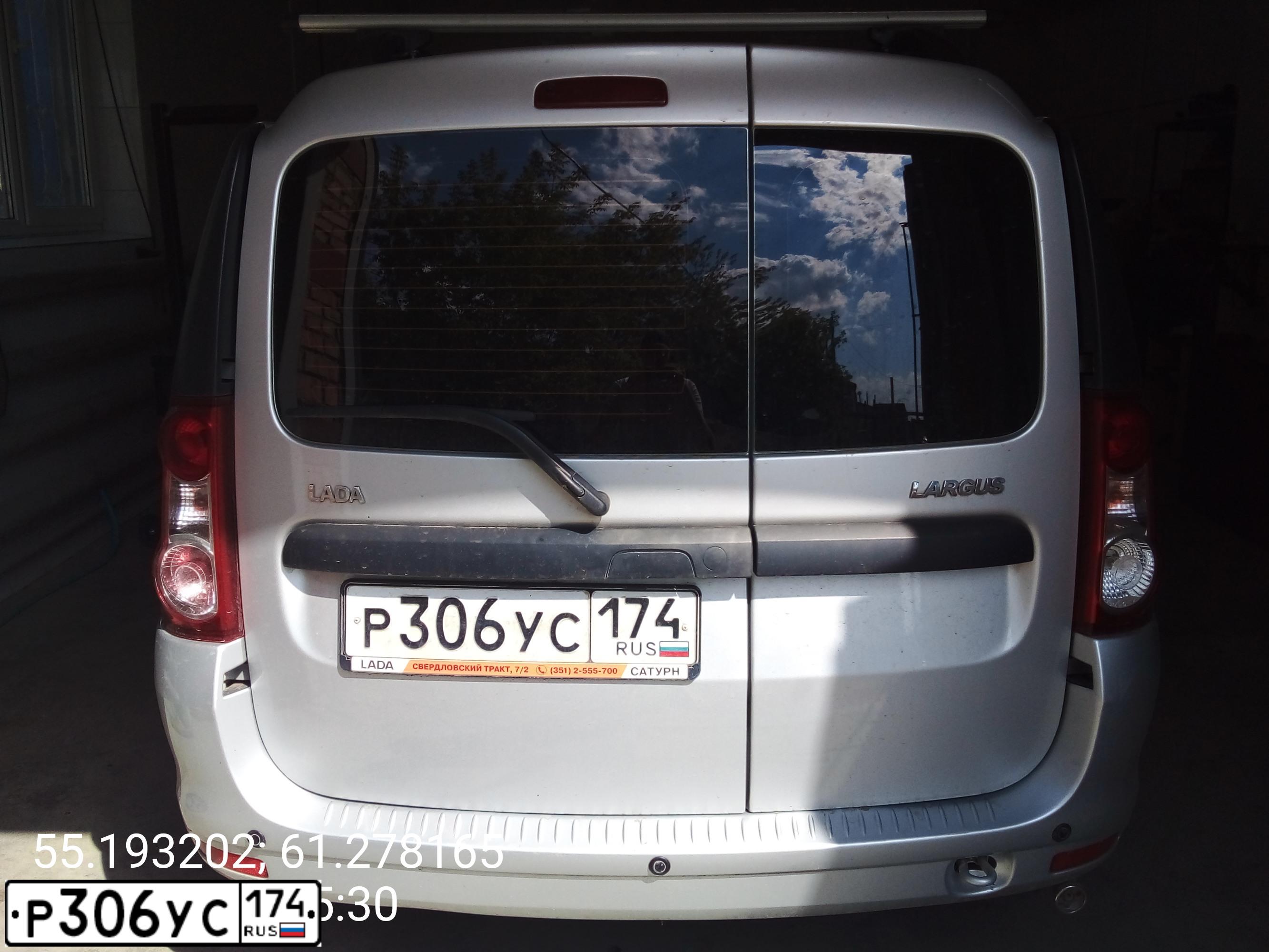 Фото автомобиля LADA LARGUS, 2015 — госномер Р306УС174. Цвет: СЕРЕБРИСТЫЙ