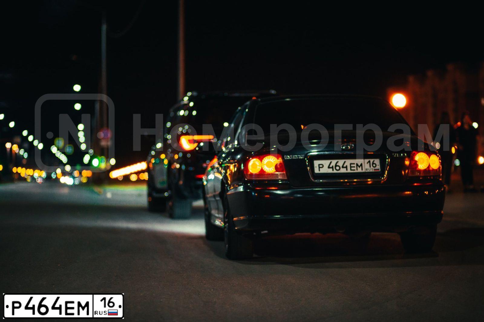 Фото автомобиля HYUNDAI SONATA, 2005 — госномер К424ХК702. Цвет: ЧЕРНЫЙ
