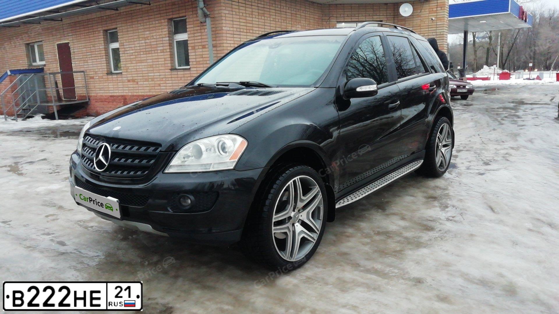 Фото автомобиля PORSCHE CAYENNE, 2008 — госномер С818СА40. Цвет: Коричневый