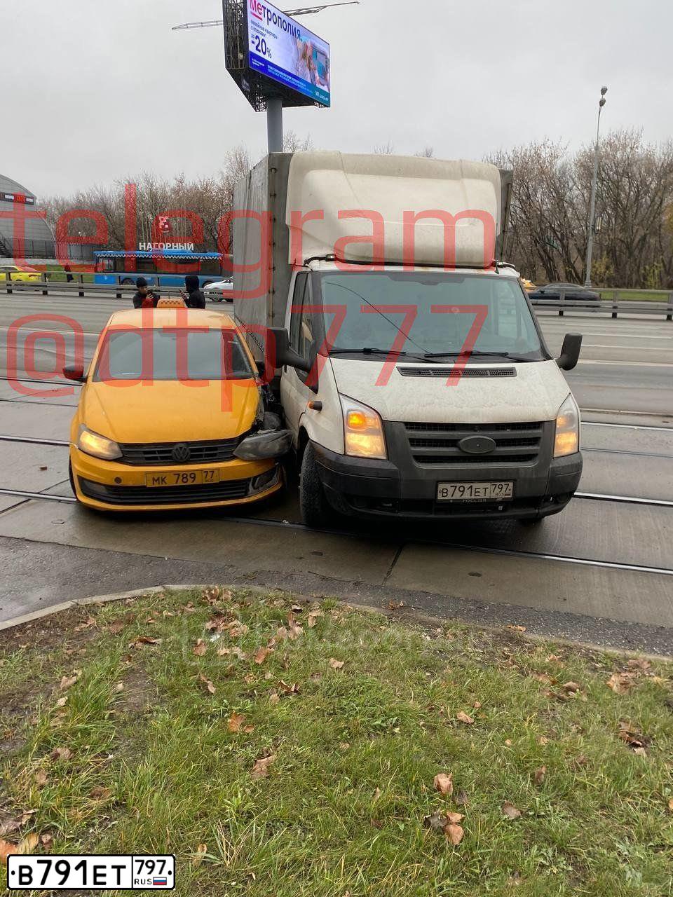 Фото автомобиля FORD TRANSIT, 2011 — госномер В791ЕТ797. Цвет: Белый