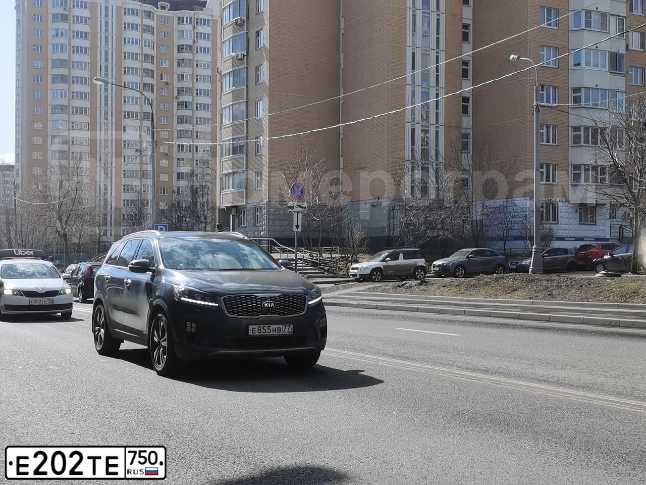 Фото автомобиля HYUNDAI SONATA, 2018 — госномер К396ХА21. Цвет: СЕРЫЙ