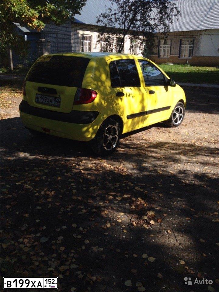 Фото автомобиля HYUNDAI GETZ, 2008 — госномер Х130КО52. Цвет: СВЕТЛО-ЖЕЛТЫЙ