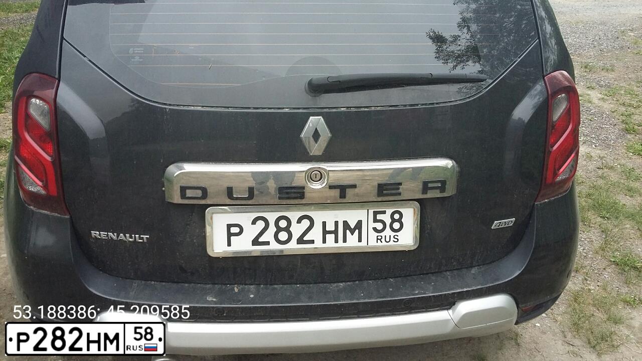 Фото автомобиля RENAULT DUSTER, 2017 — госномер Р282НМ58. Цвет: ЧЕРНЫЙ