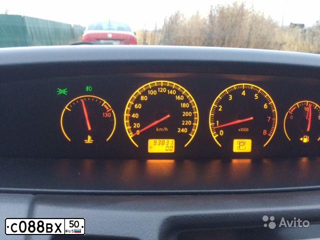 Фото автомобиля NISSAN PRIMERA, 2005 — госномер Х045ЕТ199. Цвет: ЧЕРНЫЙ