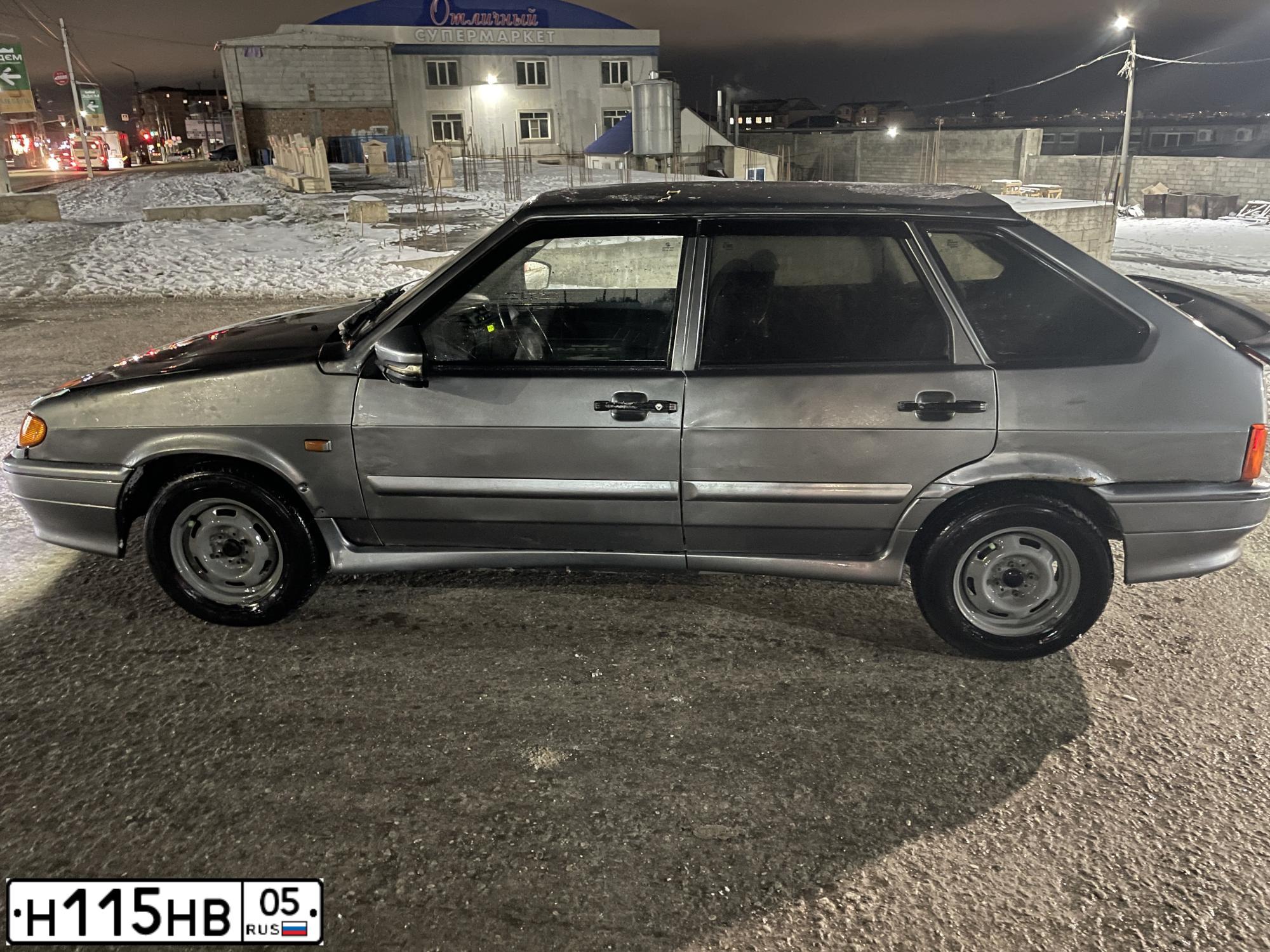 Фото автомобиля LADA 2114 SAMARA, 2007 — госномер Т475РК05. Цвет: СРЕДНИЙ СЕРО-ЗЕЛЕНЫЙ МЕТ.