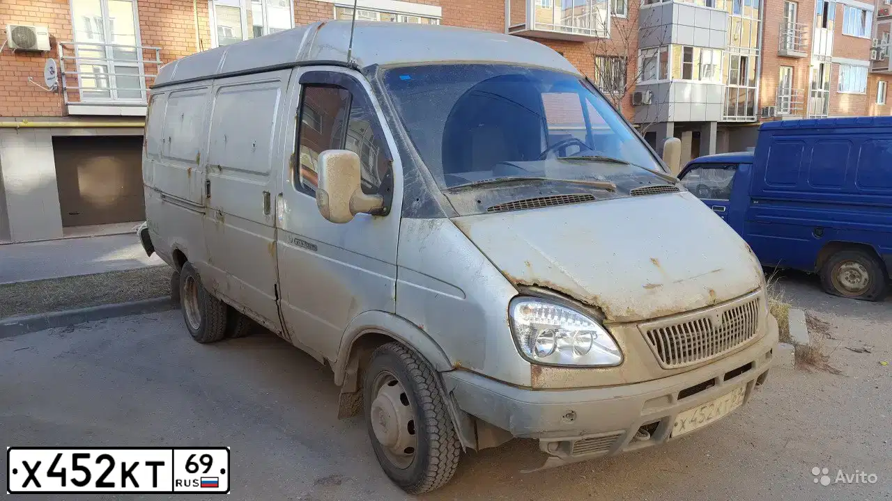 Фото автомобиля GAZ 2705, 2006 — госномер Е645ЕХ550