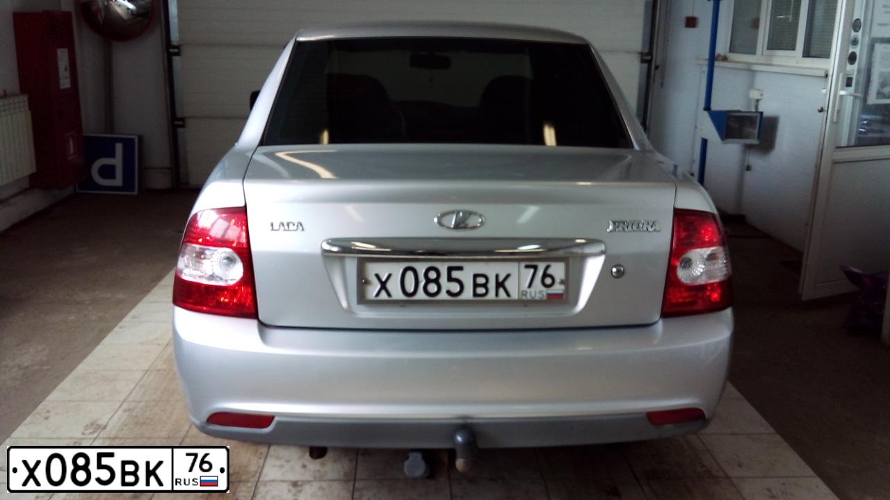 Фото автомобиля LADA 2170 PRIORA, 2007 — госномер Х085ВК76. Цвет: СЕРЫЙ
