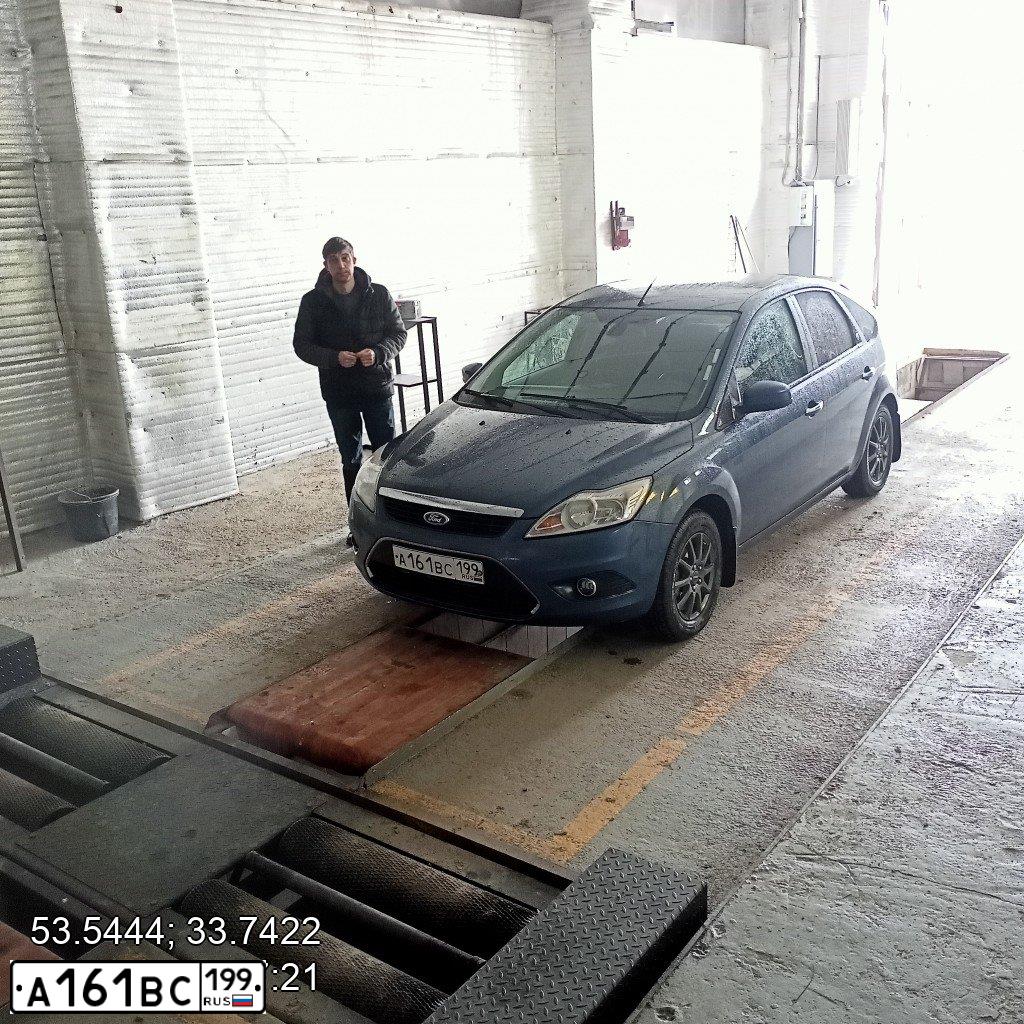 Фото автомобиля FORD FOCUS, 2008 — госномер А161ВС199. Цвет: СИНИЙ