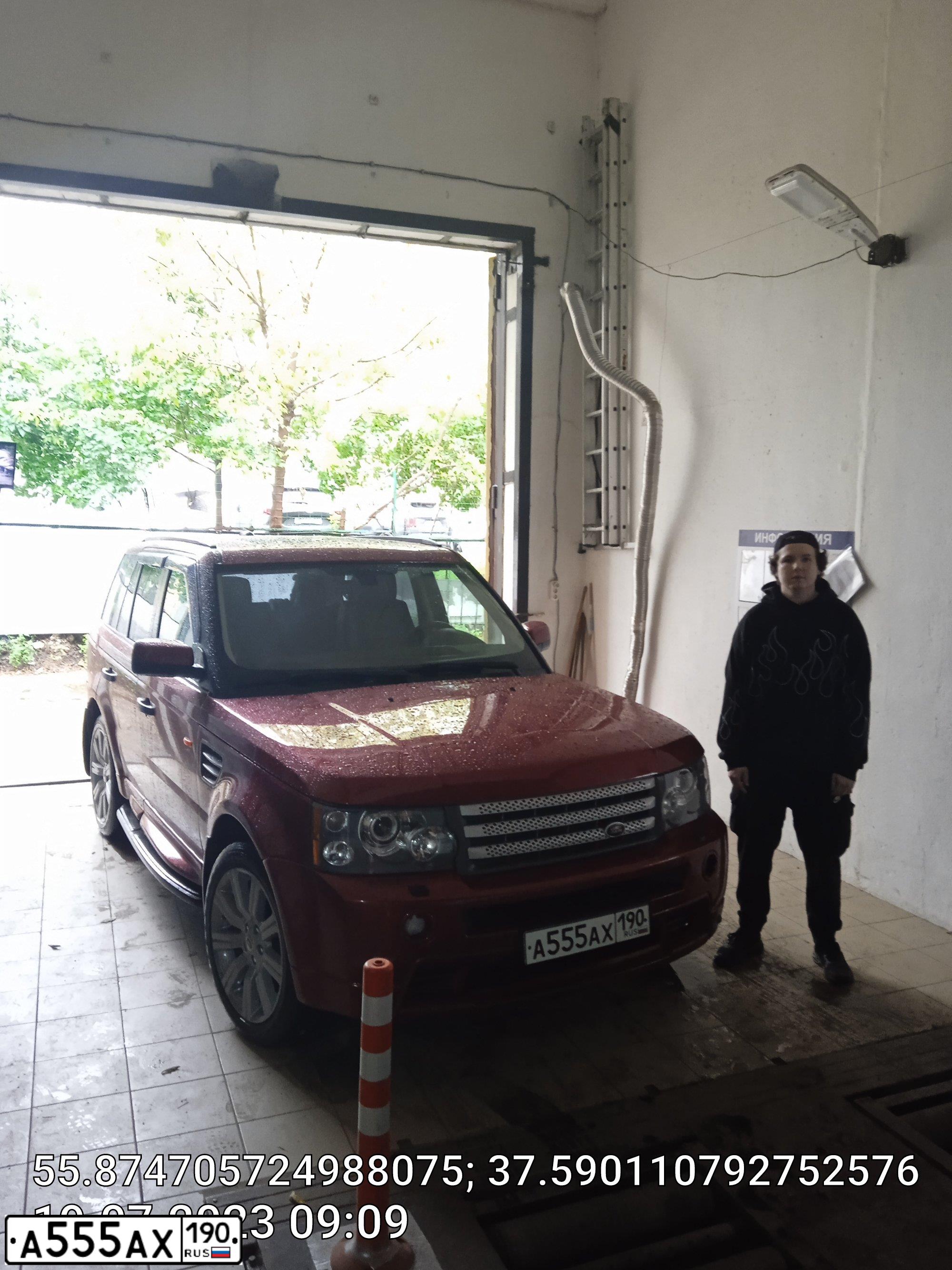 Фото автомобиля LADA 2109 SAMARA, 1997 — госномер Е743ОЕ50. Цвет: Белый