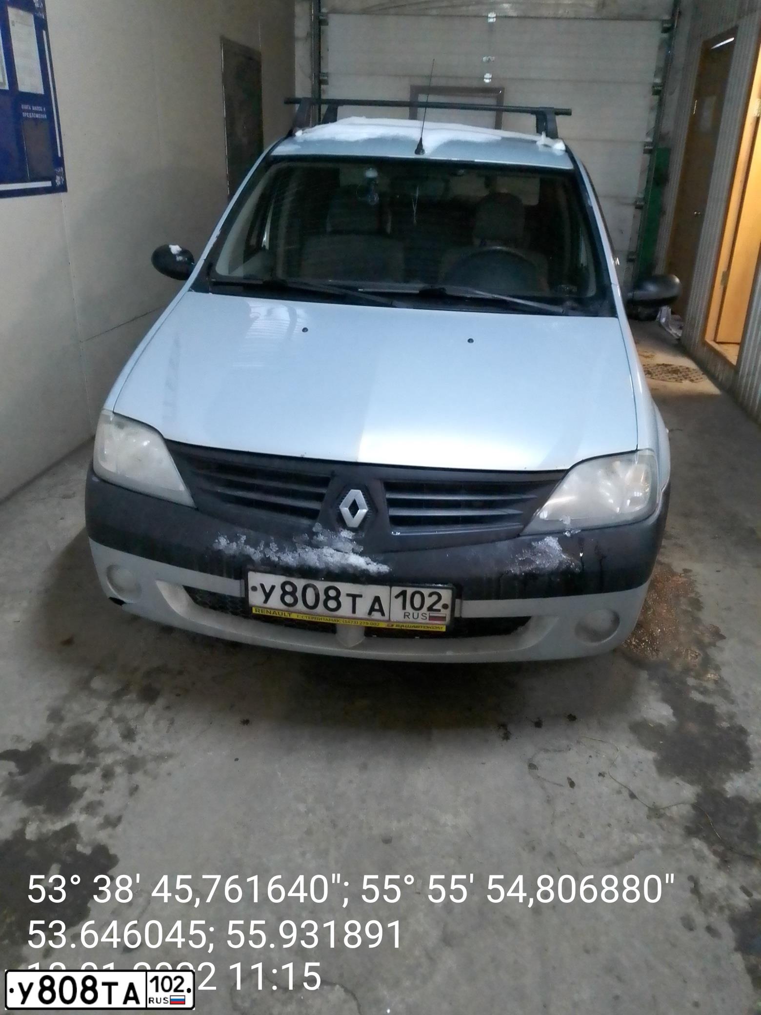 Фото автомобиля RENAULT LOGAN SR, 2009 — госномер К238МХ702. Цвет: СЕРЫЙ