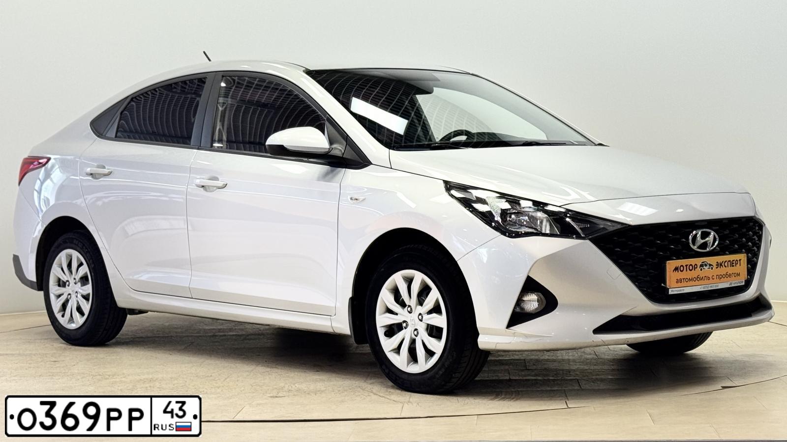 Фото автомобиля HYUNDAI SOLARIS, 2020 — госномер О369РР43. Цвет: СЕРЫЙ