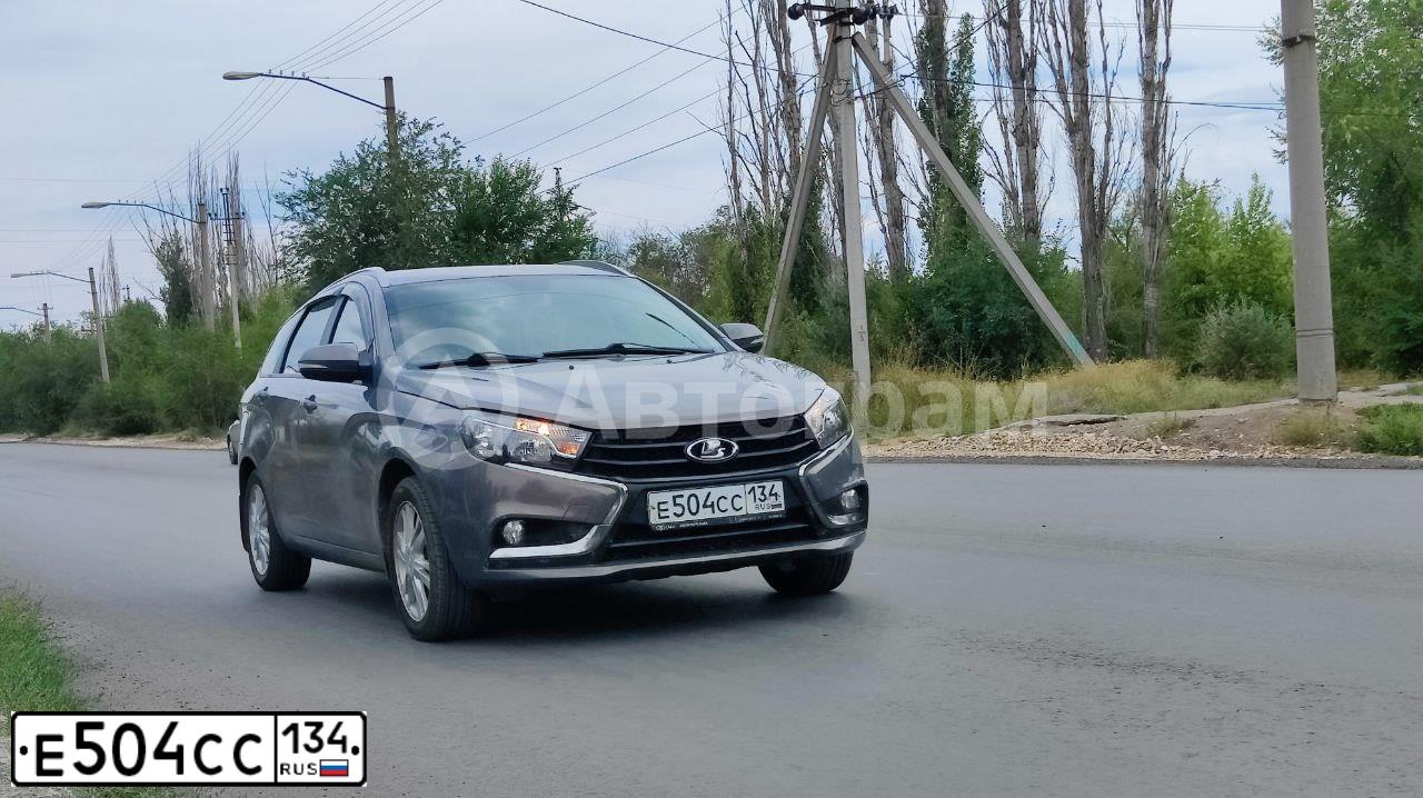 Фото автомобиля LADA VESTA, 2019 — госномер Е504СС134. Цвет: СЕРО-ГОЛУБОЙ