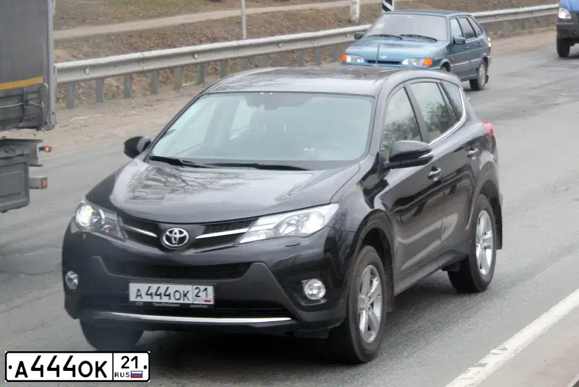 Фото автомобиля TOYOTA RAV4, 2013 — госномер А444ОК21. Цвет: ЧЕРНЫЙ