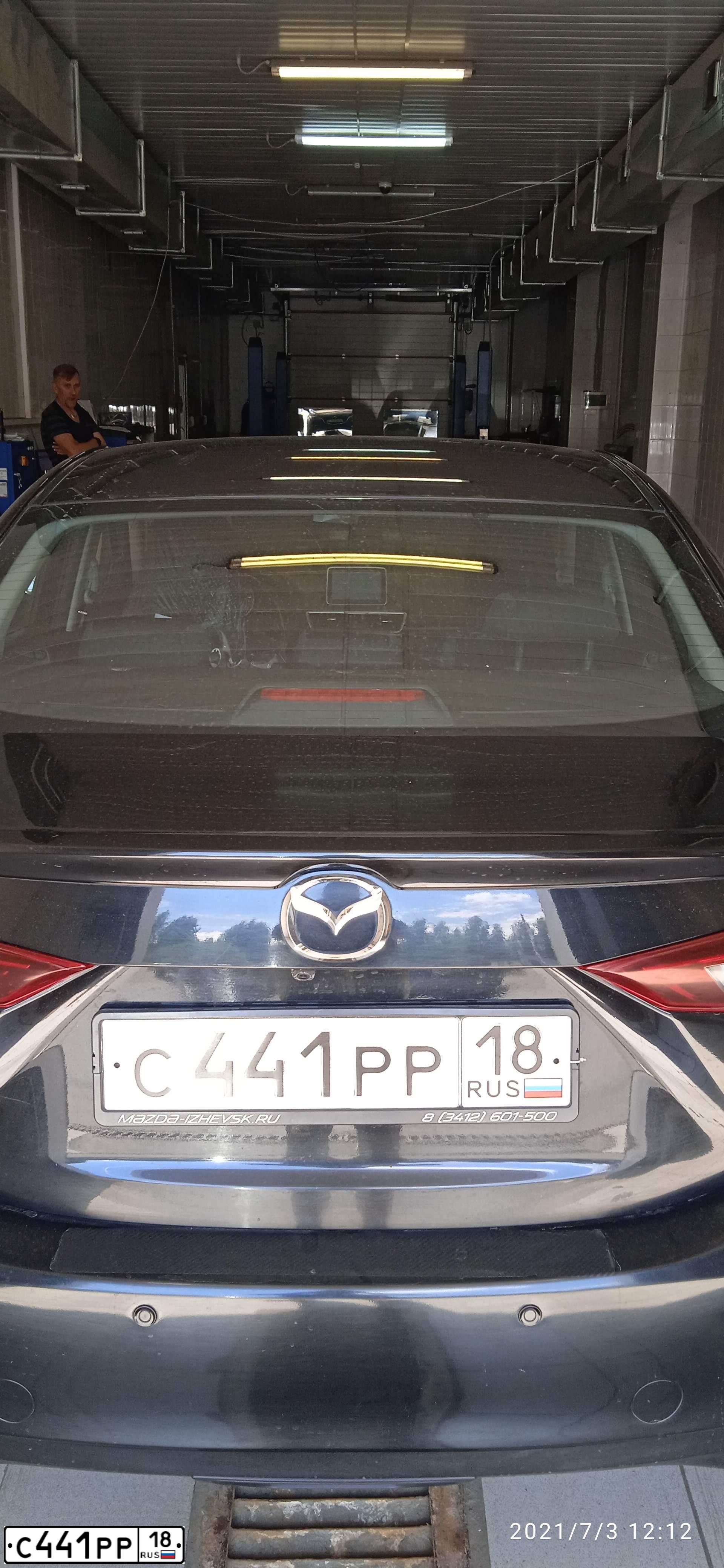 Фото автомобиля MAZDA A 3, 2014 — госномер С441РР18. Цвет: ЧЕРНЫЙ