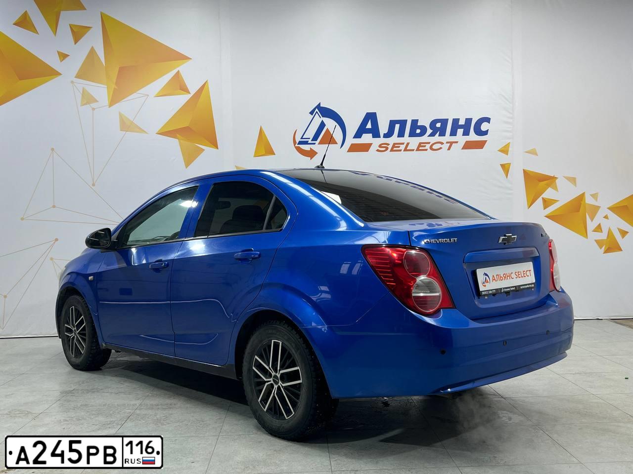 Фото автомобиля CHEVROLET AVEO, 2012 — госномер Т407КА73. Цвет: СИНИЙ