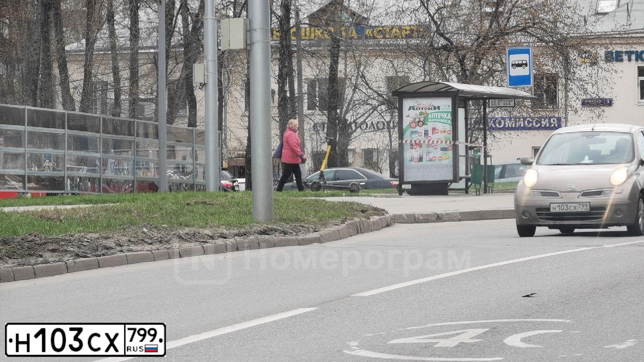Фото автомобиля NISSAN MICRA, 2007 — госномер У511ВЕ199. Цвет: СВЕТЛО-КОРИЧНЕВЫЙ