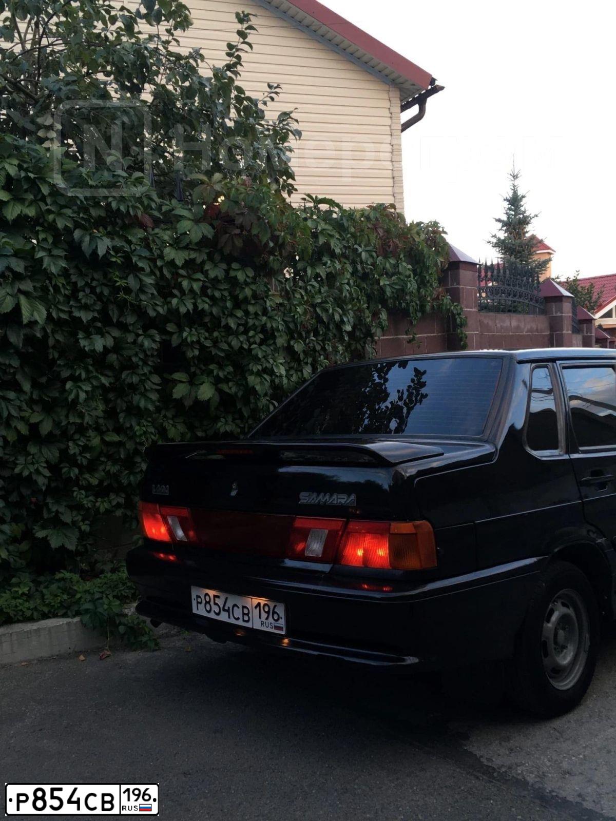 Фото автомобиля LADA 2115 SAMARA, 2009 — госномер О861НС96. Цвет: Темно-зеленый