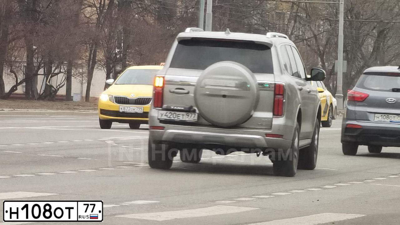 Фото автомобиля HYUNDAI SOLARIS, 2013 — госномер Е261КН790. Цвет: ЧЕРНЫЙ