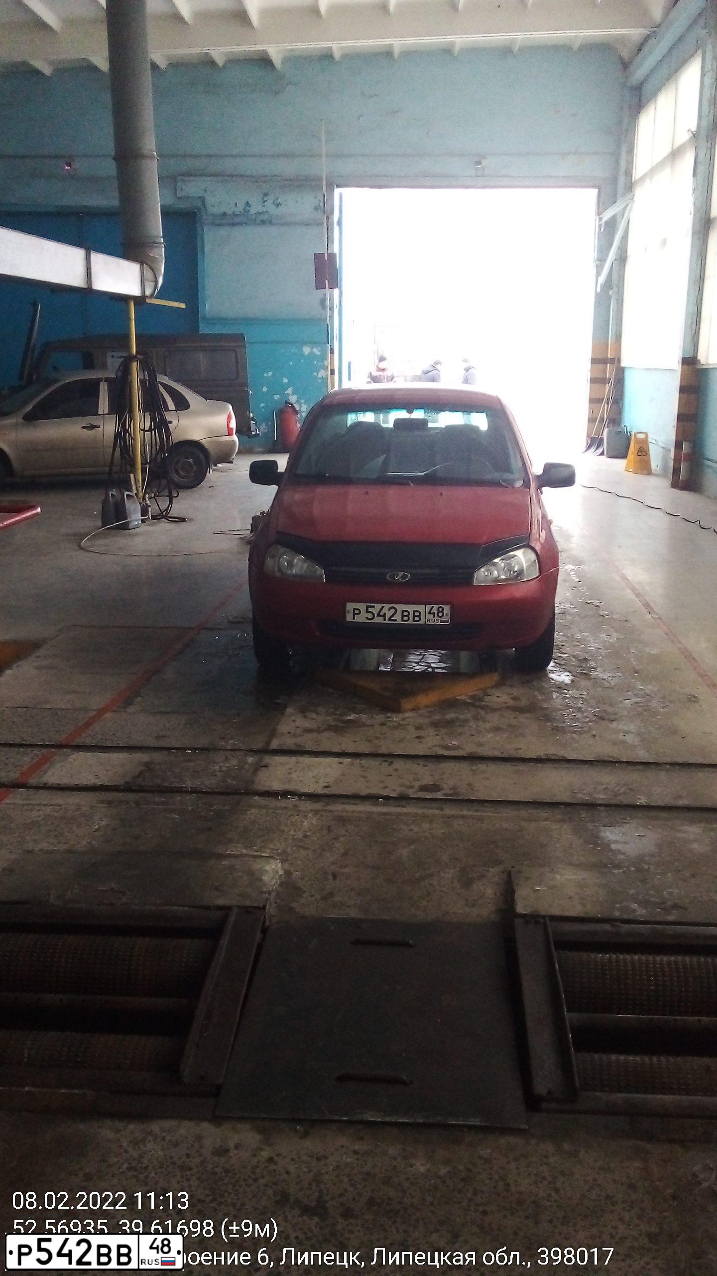 Фото автомобиля LADA KALINA, 2006 — госномер А432НЕ57. Цвет: СЕРЕБРИСТО-КРАСНЫЙ