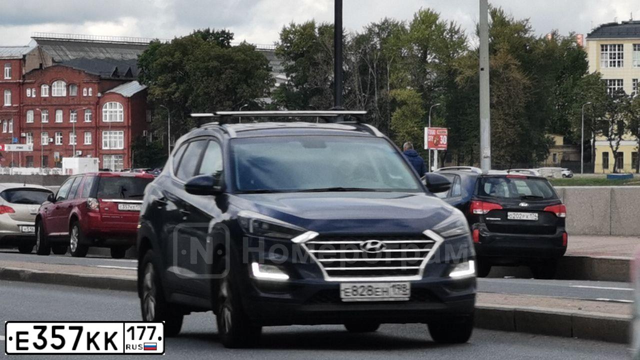 Фото автомобиля SUZUKI /GRAND/ VITARA, 2000 — госномер Е357КК177. Цвет: БЕЖЕВЫЙ